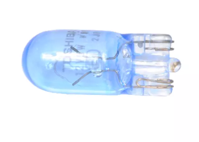 Park Lamp Bulb (This is a park lamp bulb NOT an HID headlamp bulb) - GM (25763464)