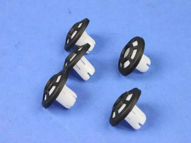 Grommet - Mopar (68138992AA)