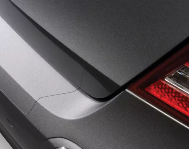 Rear Bumper Appliqu? - Hyundai (3N031-ADU00)