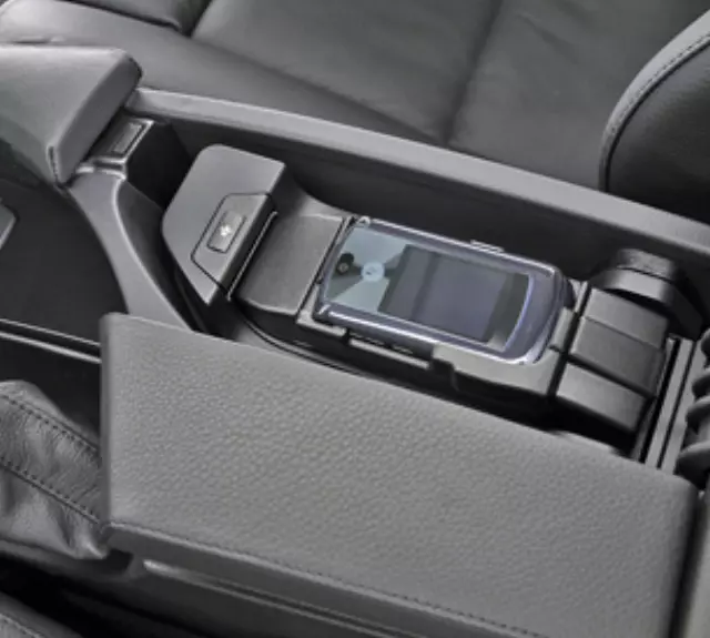 84210442784 - Audio/Video: Motorola V8/V9m Snap In Adapter for BMW: 128i, 135i, 335i xDrive, 335is, 528i xDrive, 535i, 550i, 740i, 740Li, 750i, 750i xDrive, 750Li, 750Li xDrive, M3, X5, X6 Image