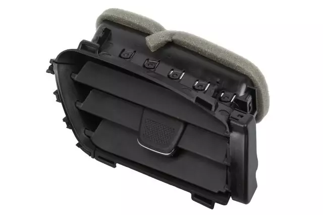 Driver Side Instrument Panel Center Air Outlet - GM (84204187)