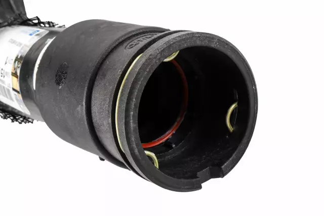 15135283 - : Radiator Outlet Hose for Chevrolet: Express 1500, Express 2500, Express 3500, Express 4500 | GMC: Savana 1500, Savana 2500, Savana 3500, Savana 4500 Image