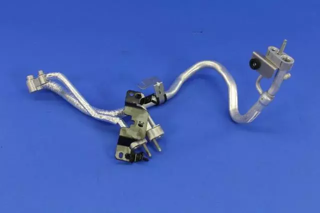 A/c Suction & Discharge Line - Mopar (68103141AB)