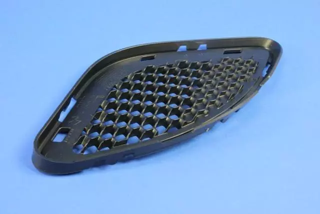 Fascia Grille, Left - Mopar (68158581AB)