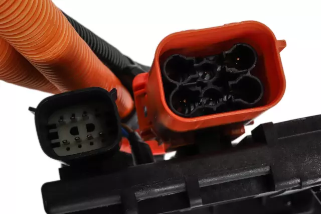 24041659 - Body: Charging Port for GM Image