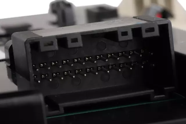 Light Wheat Overhead Console - GM (84292404)