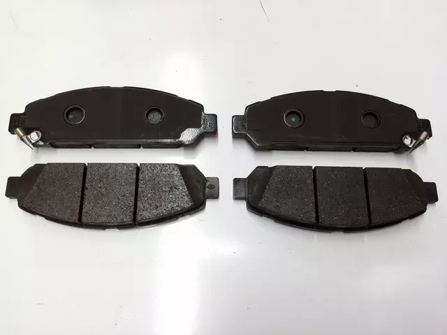Brake Pads Front - Toyota (04465-0T010)
