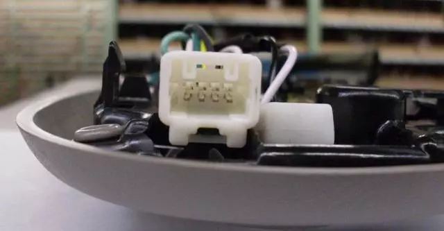 Dome Lamp Assembly - Toyota (81240-0C031-B0)