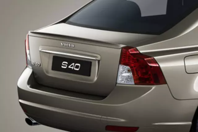 39983649 - Body: Rear Spoiler for Volvo: S40 Image