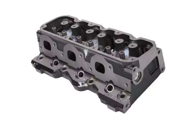24507848 - Engine: Cylinder Head for Buick: LeSabre, Park Avenue, Regal, Riviera | Chevrolet: Impala, Monte Carlo | Oldsmobile: 88, LSS, Regency | Pontiac: Bonneville, Grand Prix Image