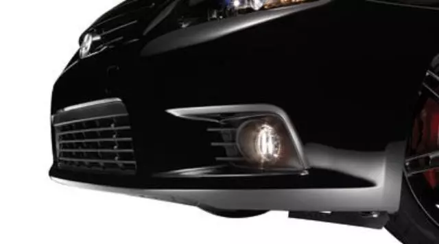 Fog Lamp Assembly - Toyota (81220-0W040)