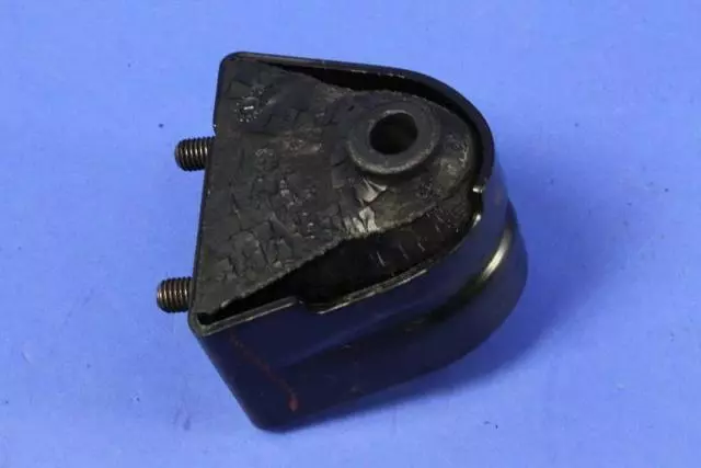 52020018 - Engine Mounting: Engine Mount Insulator, Right for Jeep: Cherokee Image