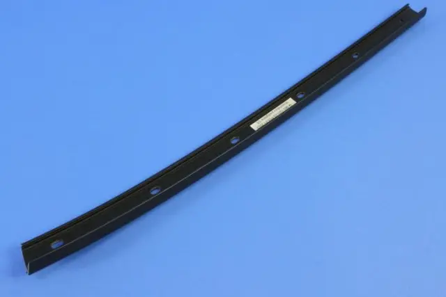 Molding, Left - Alfa Romeo (68240846AA)