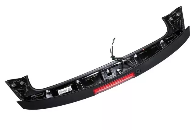 95421465 - : Primed Rear Spoiler Assembly for Chevrolet: Trax Image