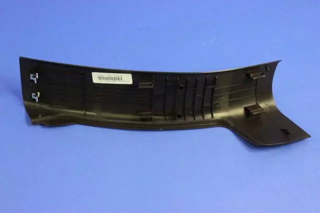 1UD22LU5AD - Interior Trim: Scuff Plate, Right for Jeep: Cherokee Image