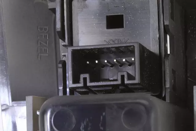 Headlight Switch - GM (23147083)