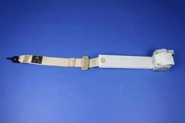 2nd Rear Center Seat Belt - Mopar (5ME42HL1AB)