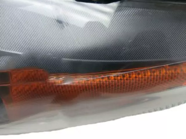 Composite Assembly - Ford (D2BZ-13008-L)