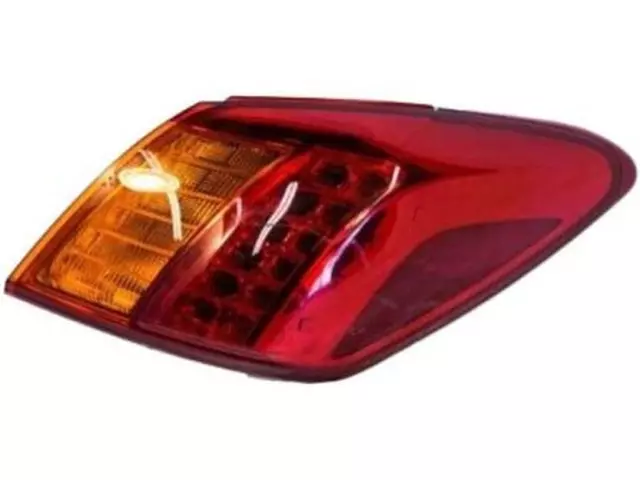 Tail Lamp Assembly - Ford (YL5Z-13404-AA)