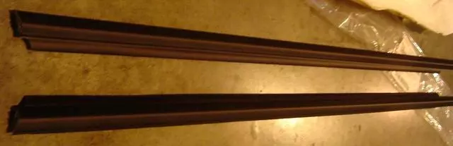 2003-2008 Toyota Matrix - Belt Molding - Toyota (75710-01031)