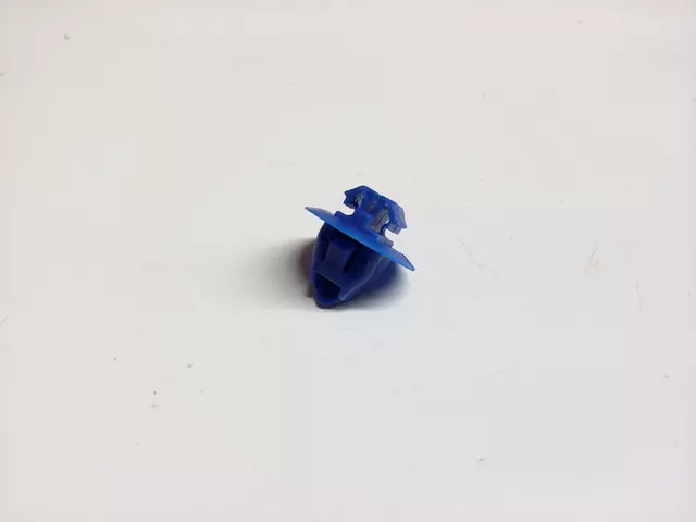 7539635020 - Body: Wheel Opening Molding Clip for Toyota: 4Runner, FJ Cruiser, Highlander, Tacoma Image