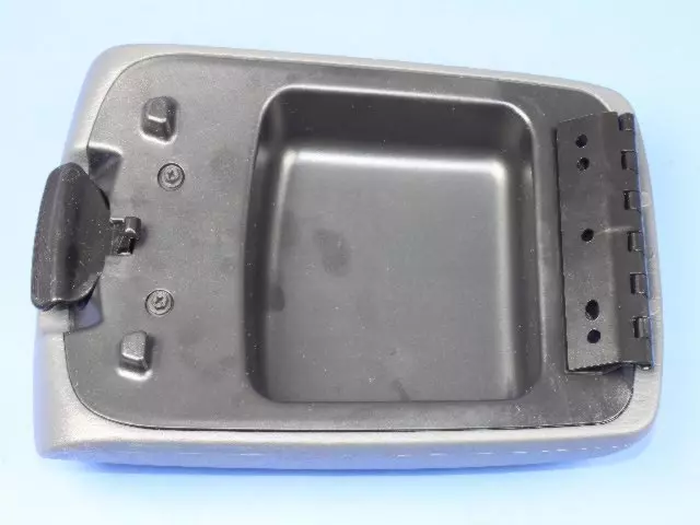 WD591DHAB - Instrument Panel and Radios and Consoles: Floor Console Bin Lid for Jeep: Liberty Image