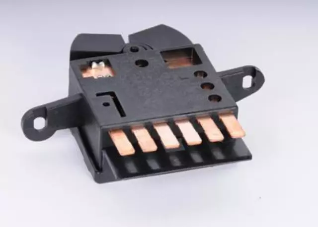 Headlamp Switch - GM (19245090)