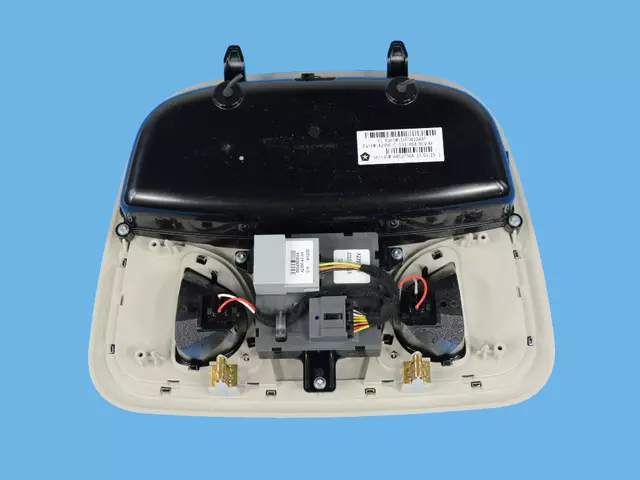 1UE041DAAJ - Interior Trim: Overhead Console for Jeep: Cherokee Image