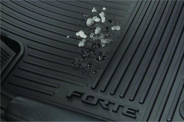 A7013ADU00 - : Floor Mats, All-Weather for Kia: Forte, Forte Koup, Forte5, Sorento Image