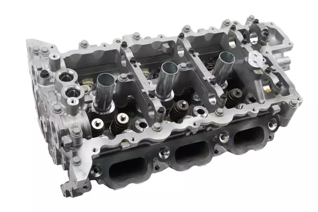 12684225 - : Passenger Side Cylinder Head for Cadillac: CT5, CT6 Image