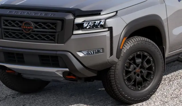 T99F19BU0A - Exterior: Fog Lights - Halogen for Nissan: Frontier Image