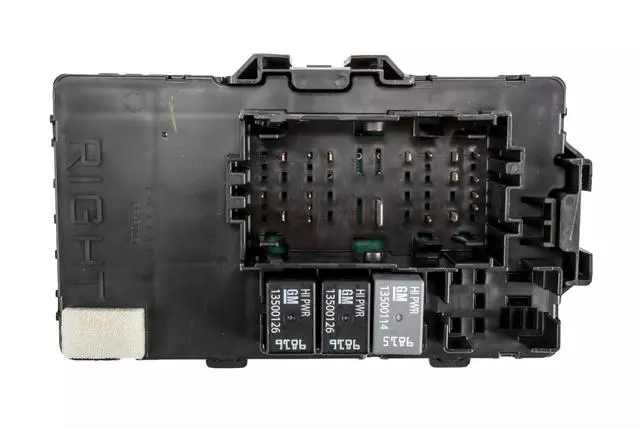 Passenger Side Fuse Block - GM (23443944)