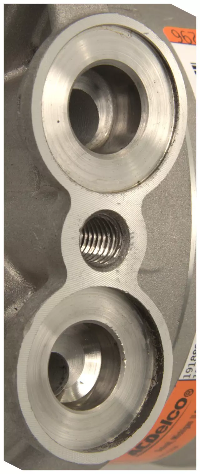 1522144A - : Air Conditioning Compressor for ACDelco Image
