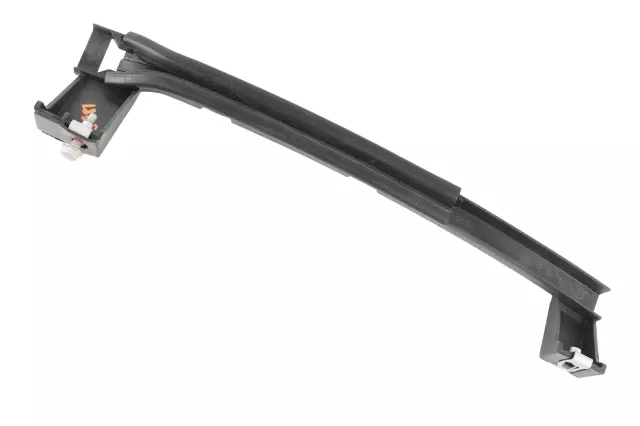 84659186 - : Front Retainer for Cadillac: XT5 Image