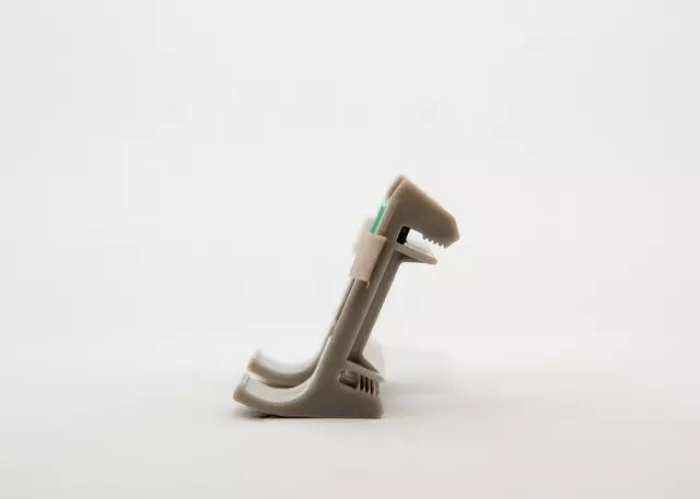 Windshield Trim Clip - Honda (91519-SCV-A01)