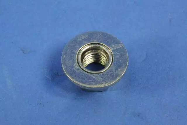Nut - Alfa Romeo (68237524AA)