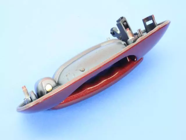 Extérieure De Porte Avant Poignee, Côté Droit - Mopar (0WZ28EVJAA)