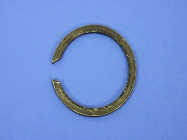 4338933 - Transfer Case Model 233 [DHT]: Snap Ring for Dodge: Dakota, Durango, Ram 2500, Ram 3500 | Jeep: Cherokee, Liberty, Wrangler | Ram: Dakota Image