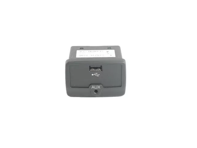 Media Hub Usb Port - Mopar (6BV71LXHAA)