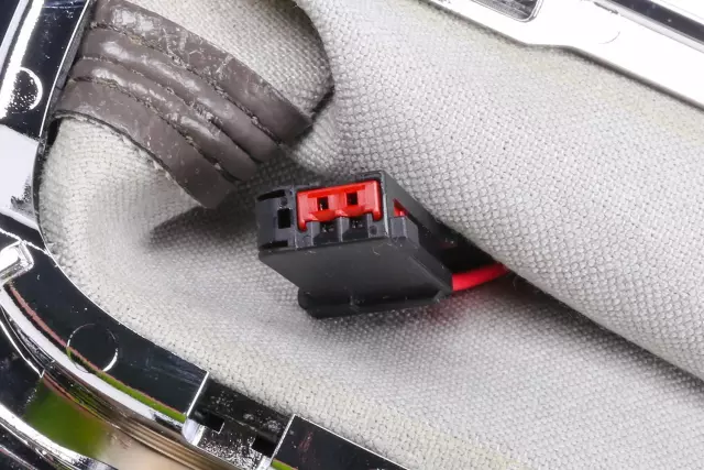 Dark Atmosphere Automatic Transmission Shift Lever Knob - GM (84056195)