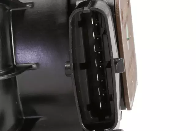 13539110 - : Fuel Filter for GM Image