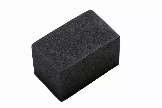 13339368 - Body: Wheelhouse Liner Filler for Buick: Cascada Image