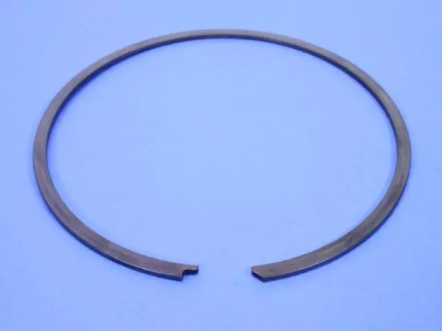 1942065AB - Automatic Transmission 4 Speed: Snap Ring for Dodge: Dakota, Durango, Ram 1500, Ram 2500, Ram 3500 Image