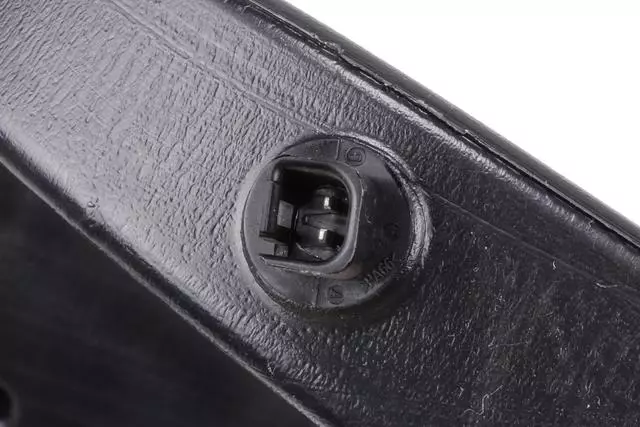 23310918 - Body: Rear Duct for GM Image