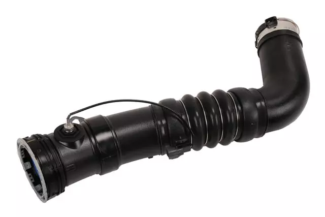 84189332 - : Intercooler Outlet Air Hose for GM Image