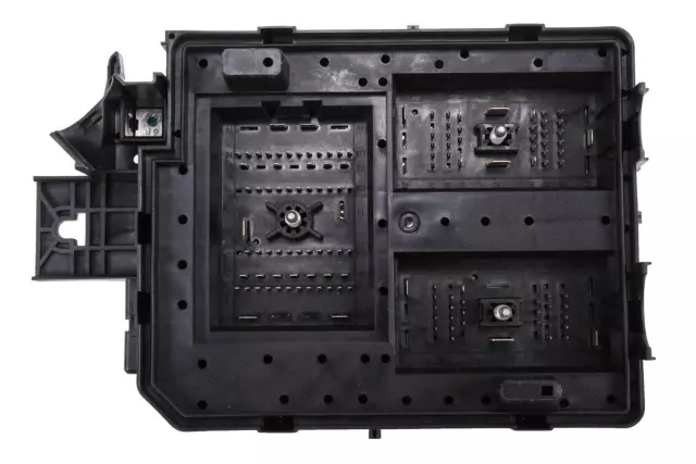 Part# 42397196 Engine Wiring Harness Junction Block - GM (42397196)