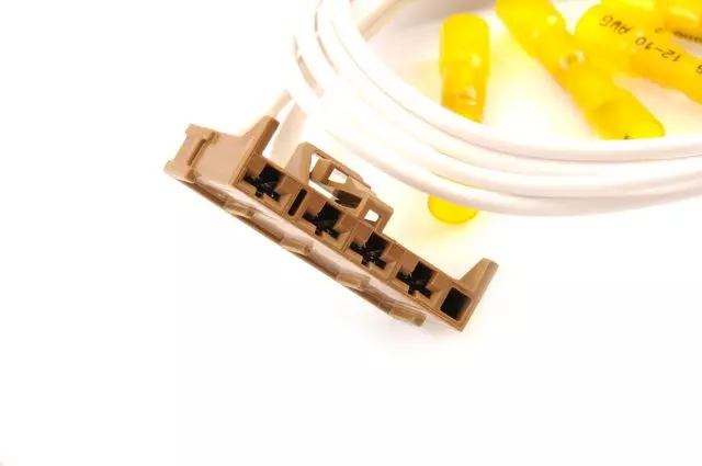 Multi-Purpose Wire Connector - GM (13577033)