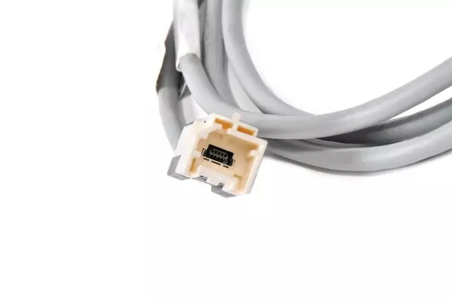 Video Antenna Cable Assembly - GM (84005119)