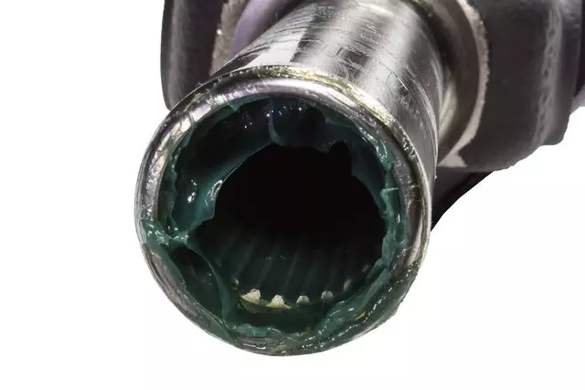 22845690 - Universals &amp; Rear Axle: Drive Shaft for Chevrolet: Silverado 1500 | GMC: Sierra 1500 Image