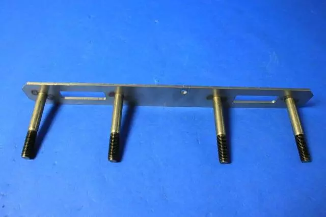 Suspension Bracket, Right - Alfa Romeo (68251452AA)